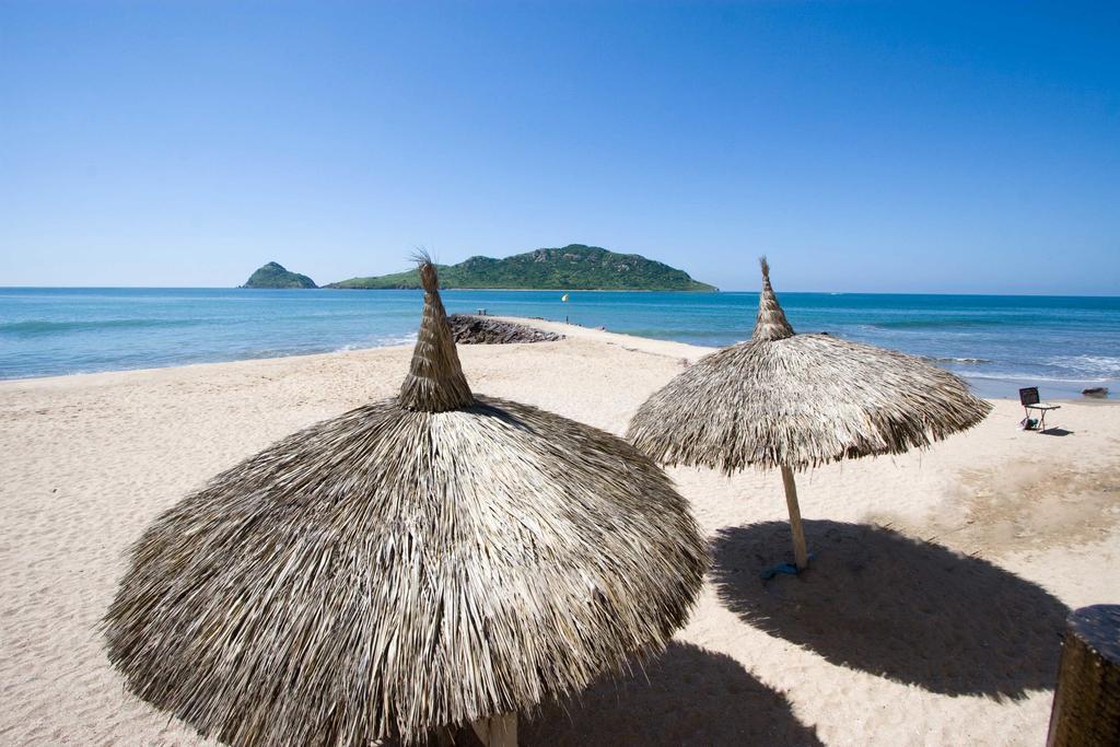 Las Flores Beach Resort Mazatlán Buitenkant foto